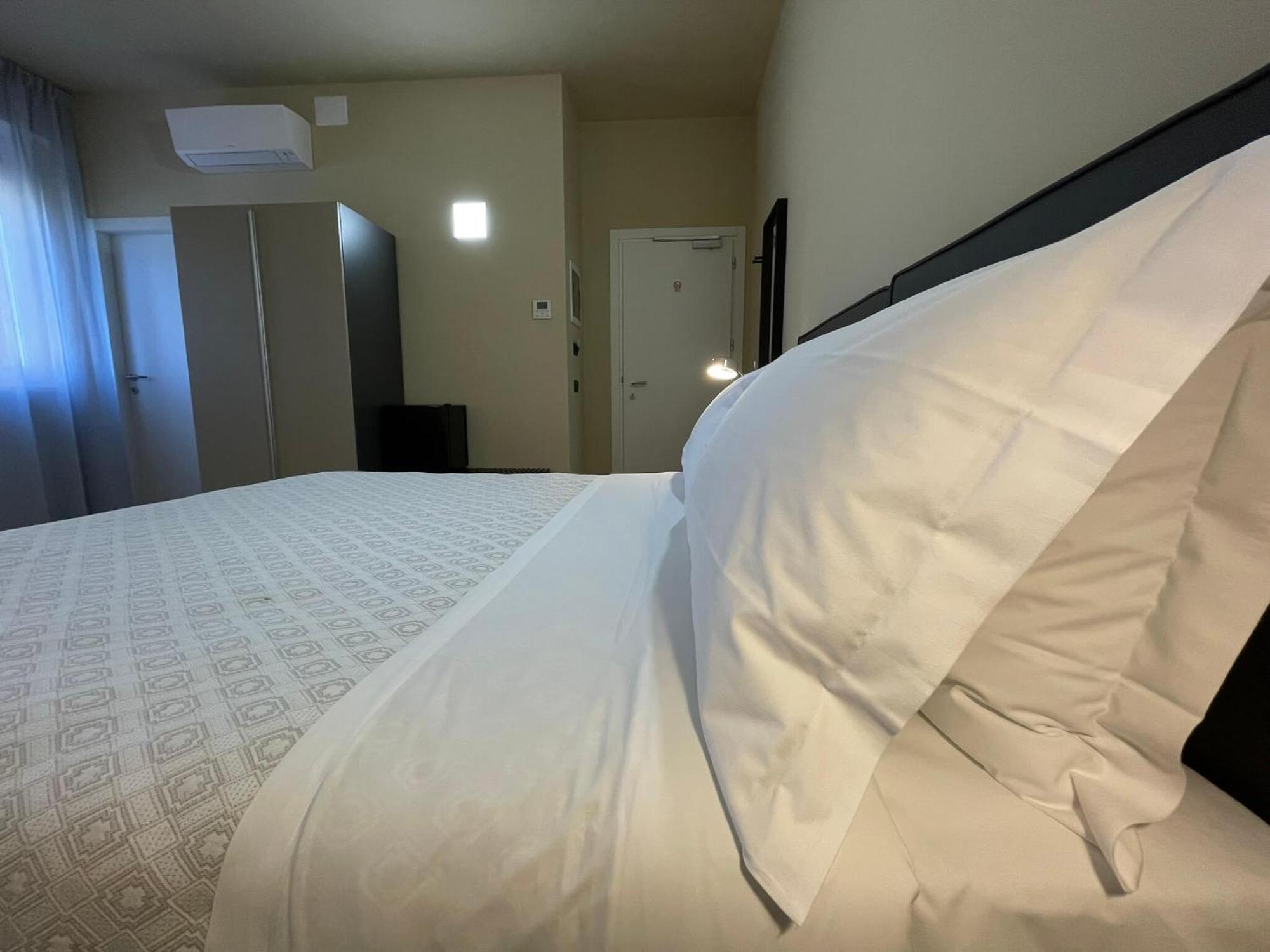 La Galleria Lodge Парма Екстер'єр фото