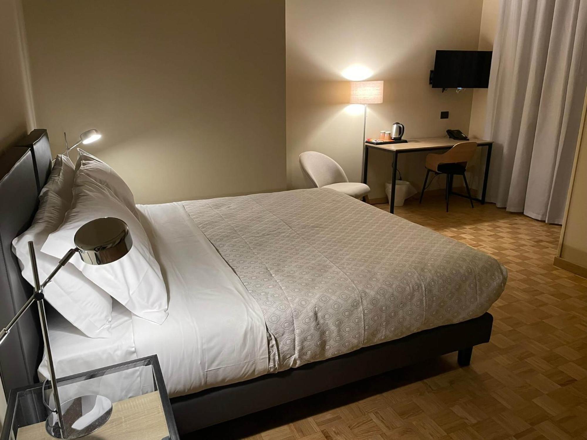 La Galleria Lodge Парма Екстер'єр фото