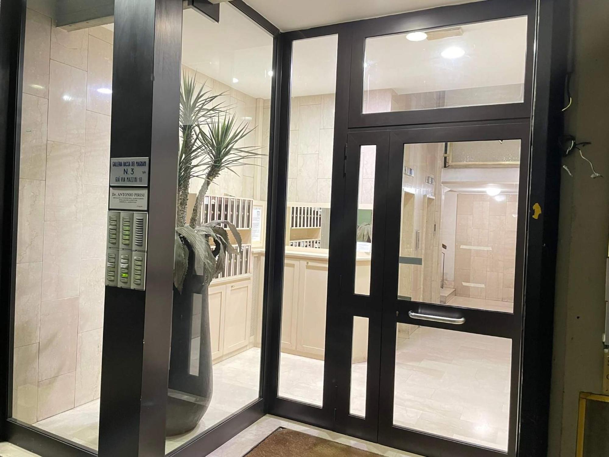 La Galleria Lodge Парма Екстер'єр фото